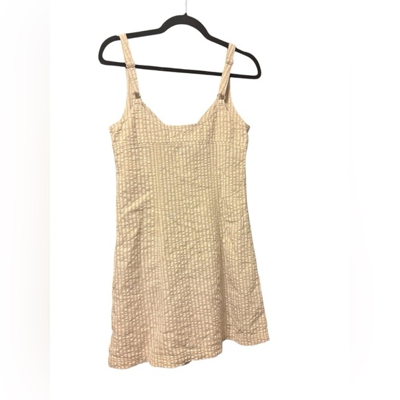 NWT Urban Outfitter Tan white Stripe Mini Dress Why Not Seersucker Size Medium - Picture 4 of 7
